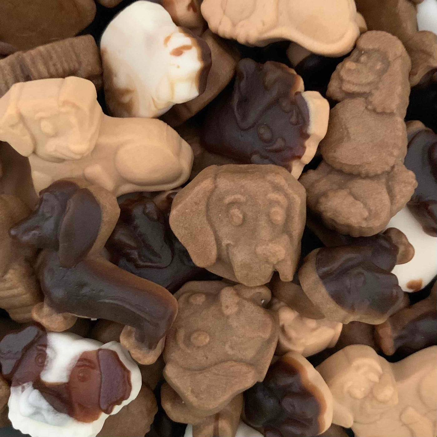 Hunde Freunde Lakritze _Ihr sucht süßes Lakritz aus Holland? Hier findet Ihr leckere süße Lakritz und viele weitere Sorten. Von Süß bis Salzig, von Vegan bis Zuckerfrei. Kräftig, mild, süßlich, salzig, einfach lecker! Jetzt süßes Lakritz online bestellen in deinem Lakritz Online Shop | Dropje lekker Lakritz.